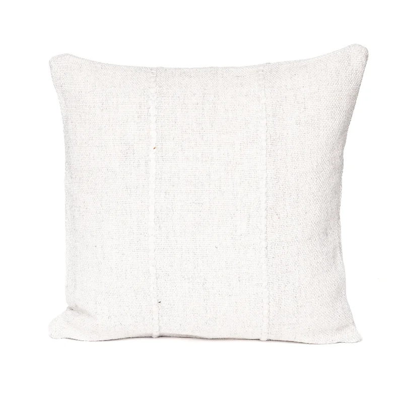 How to pick a cooling kids’ pillow-Clemente Outdoor Pillow