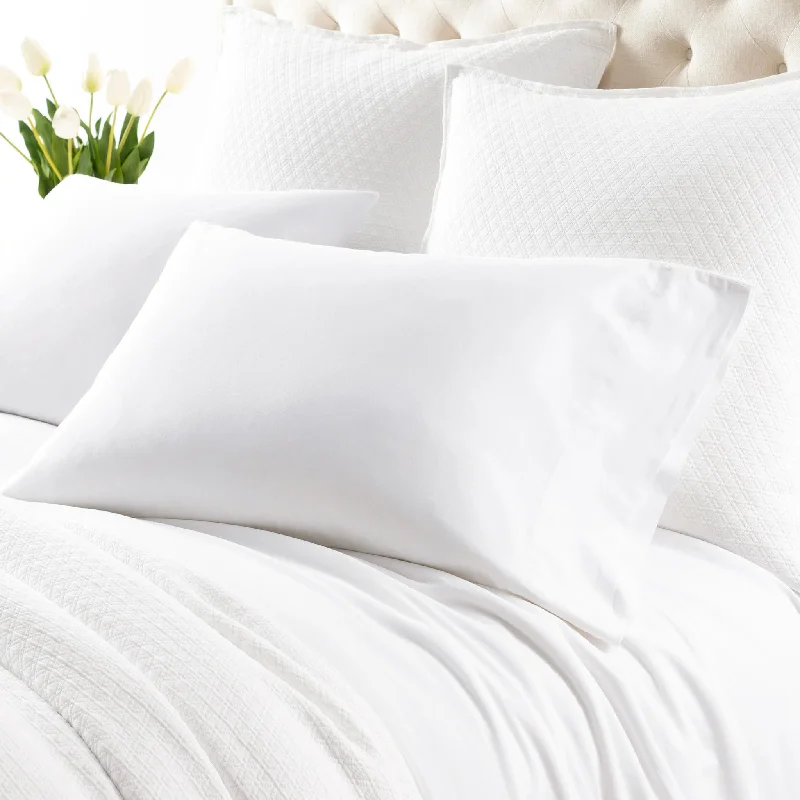 Material comparison of cervical pillows-Cozy Cotton White Pillowcases