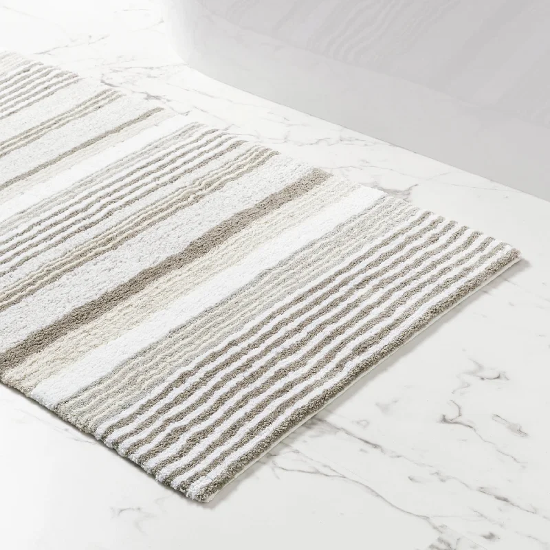 carpet for fresh and welcoming spaces-Gradation Stripe Bath Rug