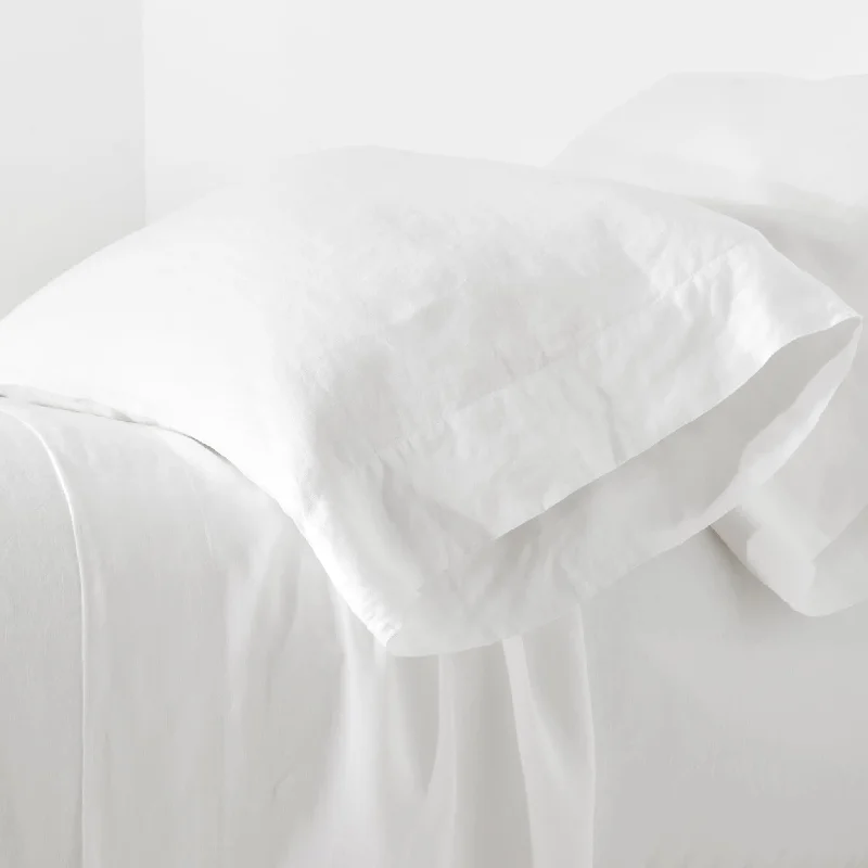 How pillows reduce neck fatigue-Lush Linen White Pillowcases