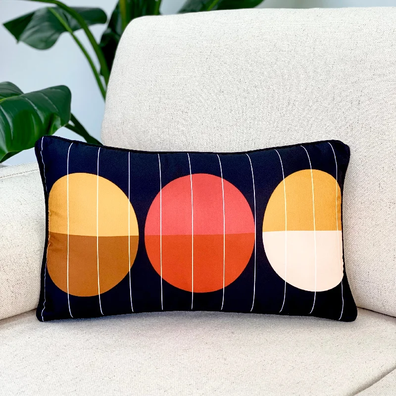 How pillows affect sleep depth-Dark Circles Abstract Printed Pillow