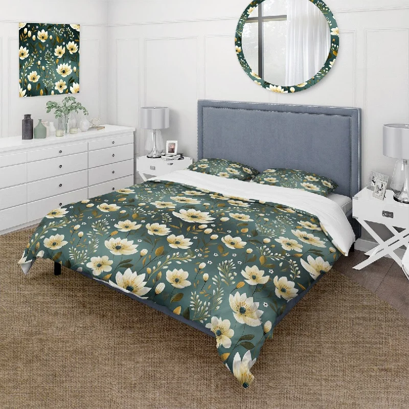 ergonomic bed for neck and back pain relief-Designart "Green And White Allure Daffodil Pattern" White Cottage Bedding Set With Shams