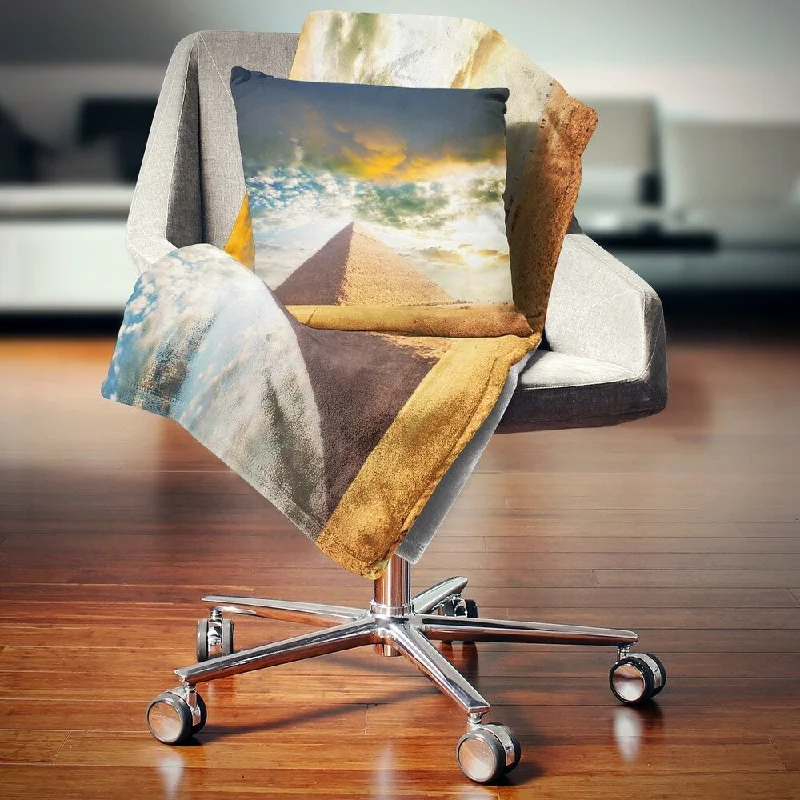 Insulated throw blanket-Designart 'Egyptian Pyramid under Cloudy Skies' Modern Landscape Fleece Throw Blanket