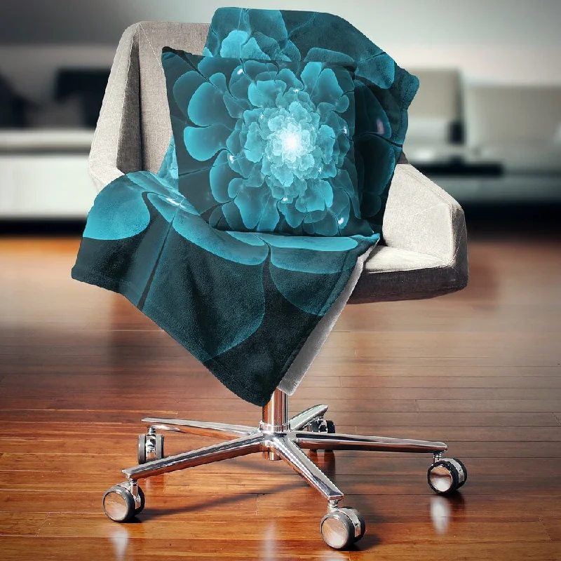 Cooling throw blanket-Designart 'Fractal Flower Clear Blue Digital Art' Floral Throw Blanket